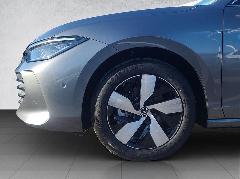 Neu VW Passat Business 150 PS (110 kW) 2026 Grau Kombi