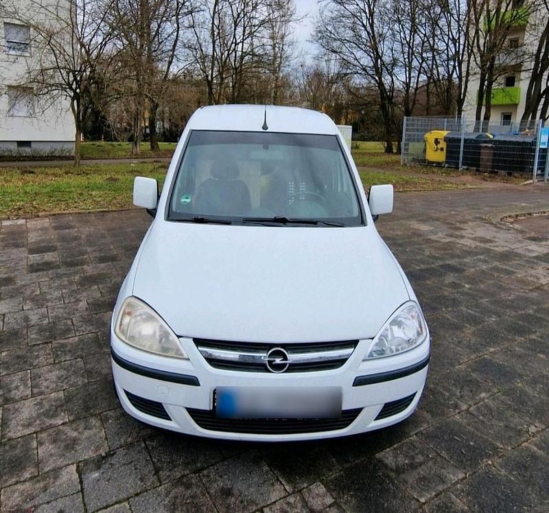 Gebraucht Opel Combo 90 PS (66 kW) 2006 Weiß Van / Kleinbus
