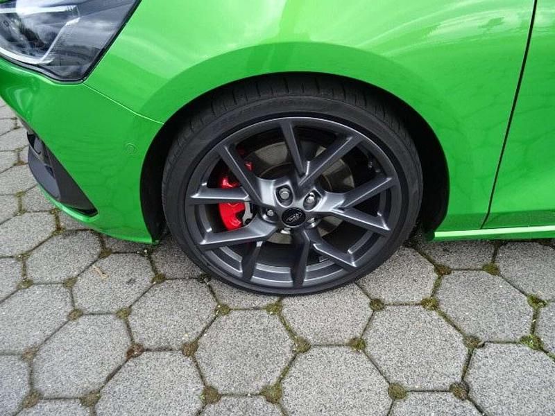 Gebraucht Ford Focus ST 280 PS (205 kW) 2025 Mean green Limousine