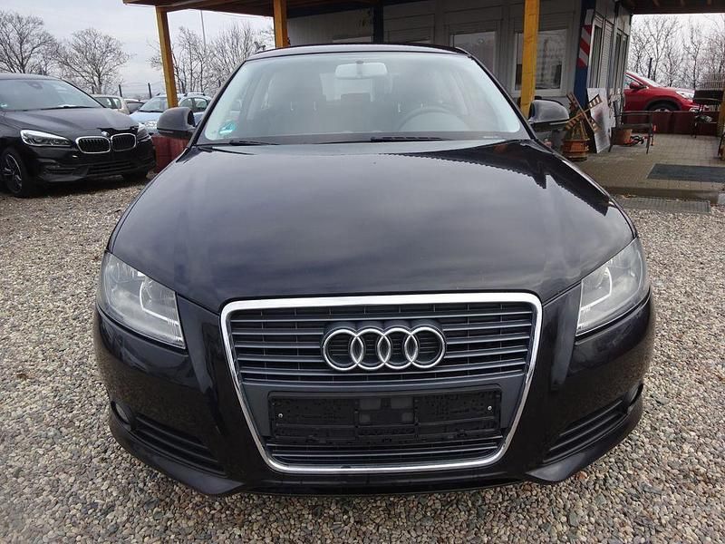 Gebraucht Audi A3 Attraction 125 PS (91 kW) 2010 Schwarz Kleinwagen