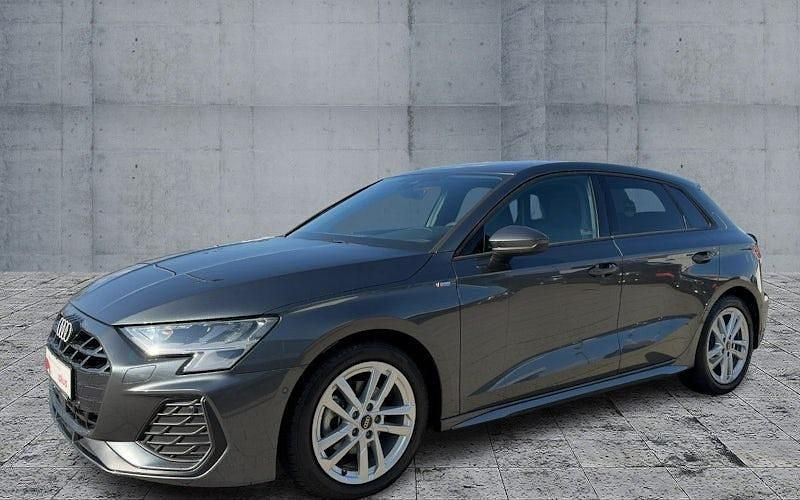 Gebraucht Audi A3 S-Line 150 PS (110 kW) 2025 Daytonagrau perleffekt Limousine