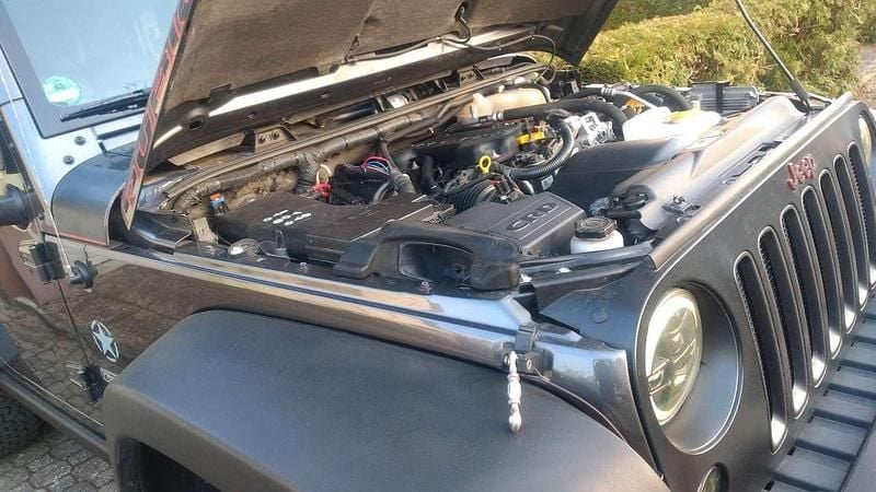 Gebraucht Jeep Wrangler Rubicon 200 PS (147 kW) 2018 Grau SUV