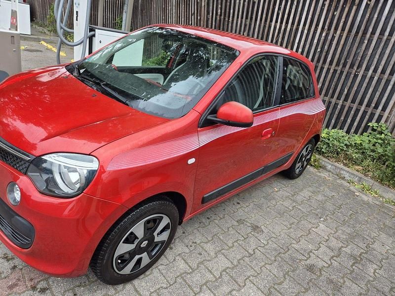 Rot Gebraucht 2014 Renault Twingo Dynamique Kleinwagen | 3.600 € (Guter Preis) - Bild 1/4