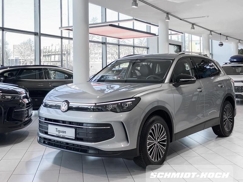 Neu VW Tiguan 131 PS (96 kW) 2026 Oyster silver (silber) SUV