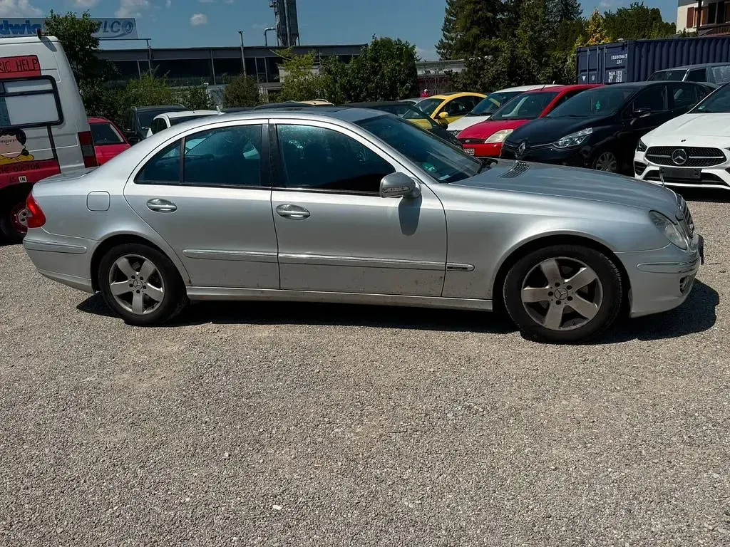 Gebraucht Mercedes E280 231 PS (169 kW) 2007 Silber Limousine