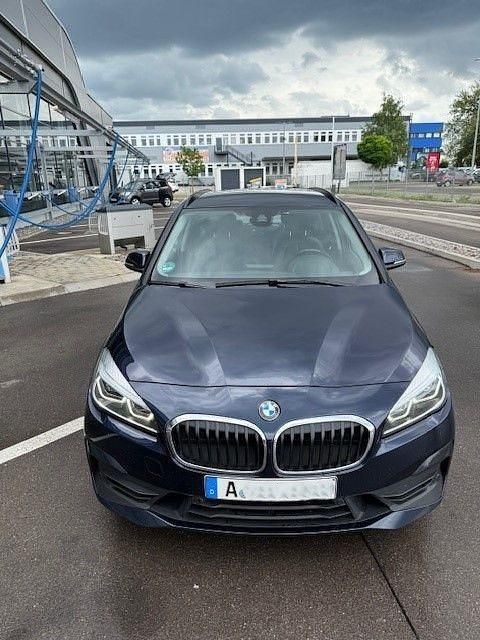 Blau Gebraucht 2019 BMW 220 Active Tourer Advantage Van / Kleinbus | 16.700 € (Fairer Preis) - Bild 1/4