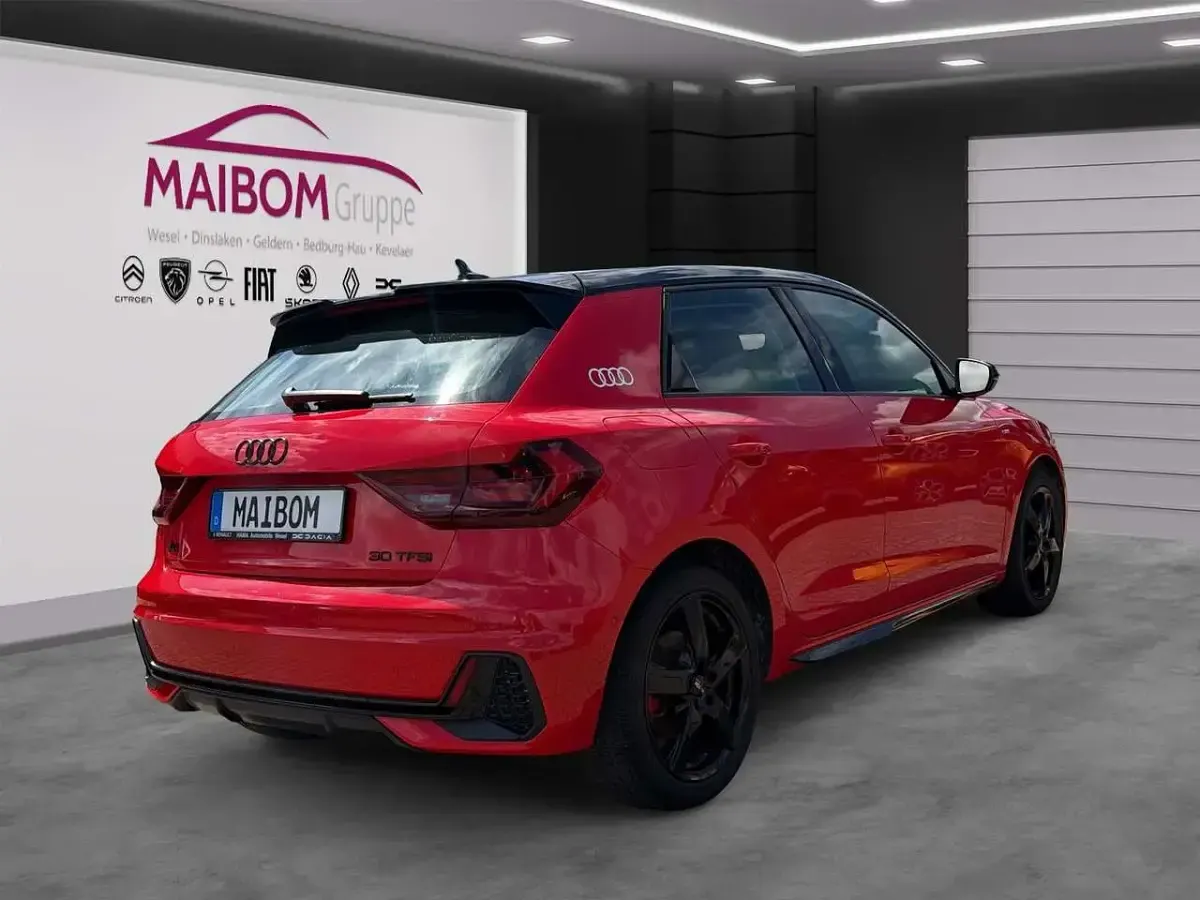Gebraucht Audi A1 S-Line 116 PS (85 kW) 2018 Rot Limousine