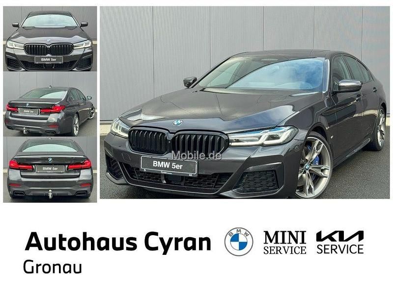 Grau Gebraucht 2022 BMW M550 Sport Line Limousine | 61.500 € (Teuer) - Bild 1/4