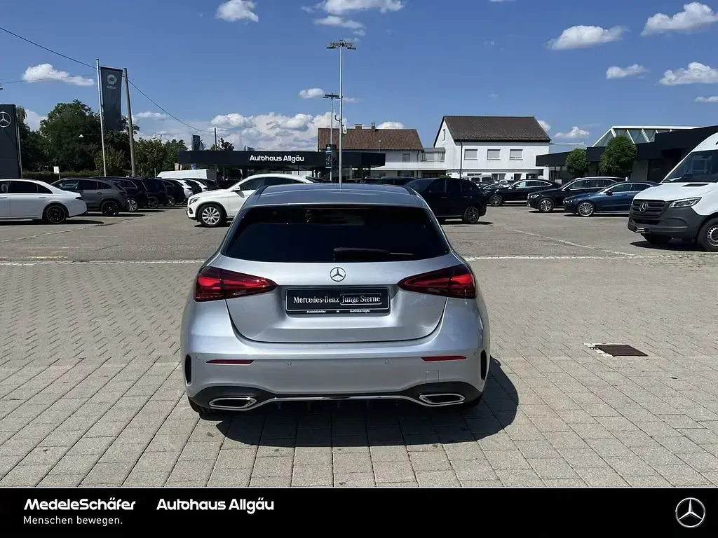 Gebraucht Mercedes A180 Advanced Plus 136 PS (100 kW) 2025 Lack hightechsilber Limousine