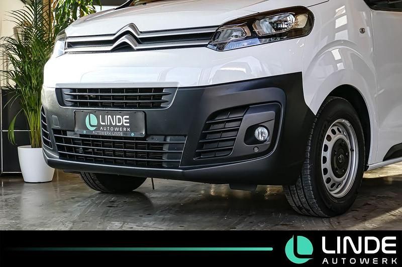 Second-hand Citroën Jumpy 150 CP (110 kW) 2021 Alb Monovolum