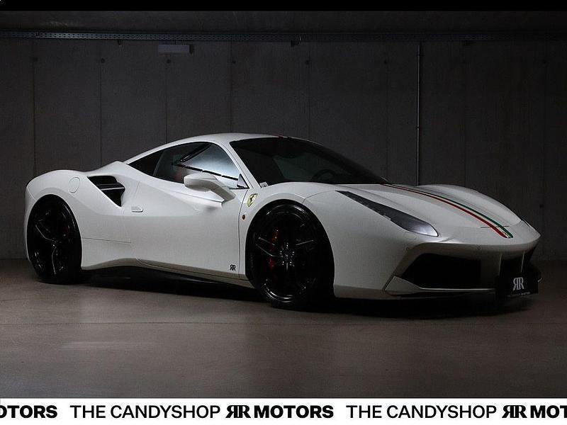 Weiß Gebraucht 2018 Ferrari 488 | 209.900 € (Fairer Preis) - Bild 1/4