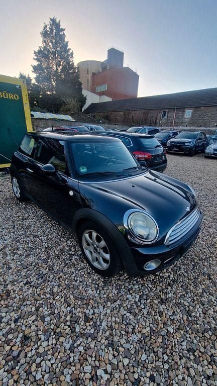 Gebraucht Mini ONE 95 PS (69 kW) 2007 Schwarz Kleinwagen