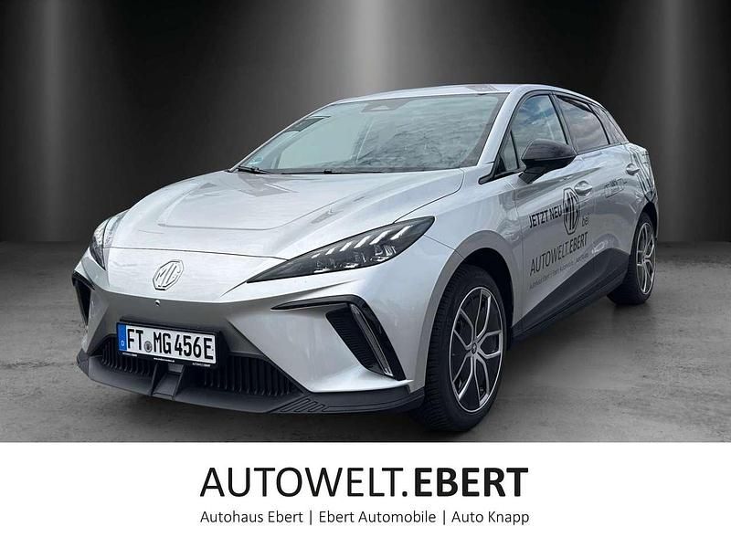 Medal silver Gebraucht 2025 MG MG4 EV Luxury Kleinwagen | 27.900 € (Teuer) - Bild 1/4
