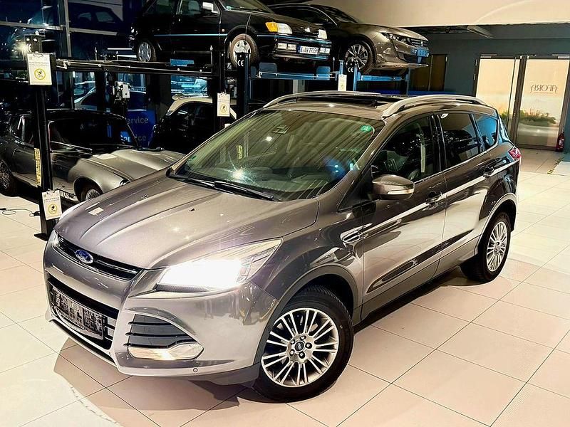 Gebraucht Ford Kuga Titanium 140 PS (102 kW) 2013 Grau SUV