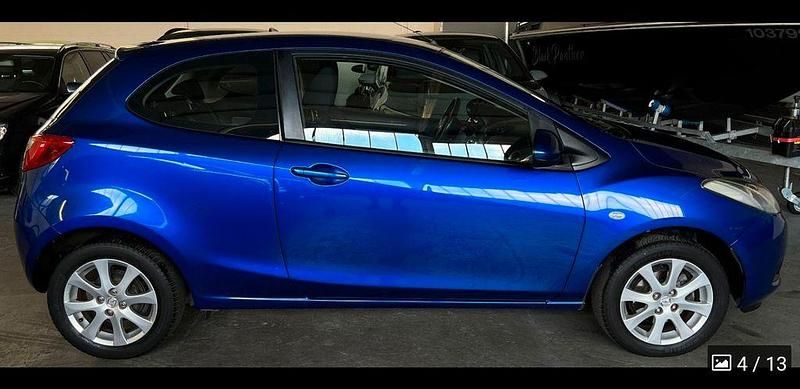 Second-hand Mazda 2 Inclusive 75 CP (55 kW) 2009 Albastru Hatchback