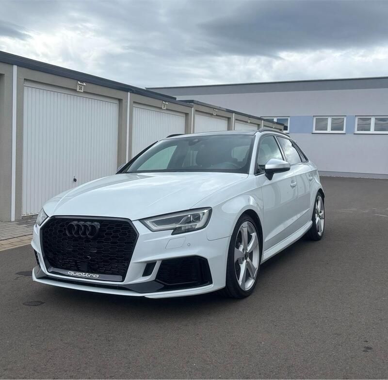 Weiß Gebraucht 2019 Audi RS3 Kleinwagen | 30.500 € (Superpreis) - Bild 1/4