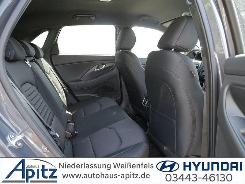 Gebraucht Hyundai i30 Advantage 140 PS (102 kW) 2025 Grau Limousine