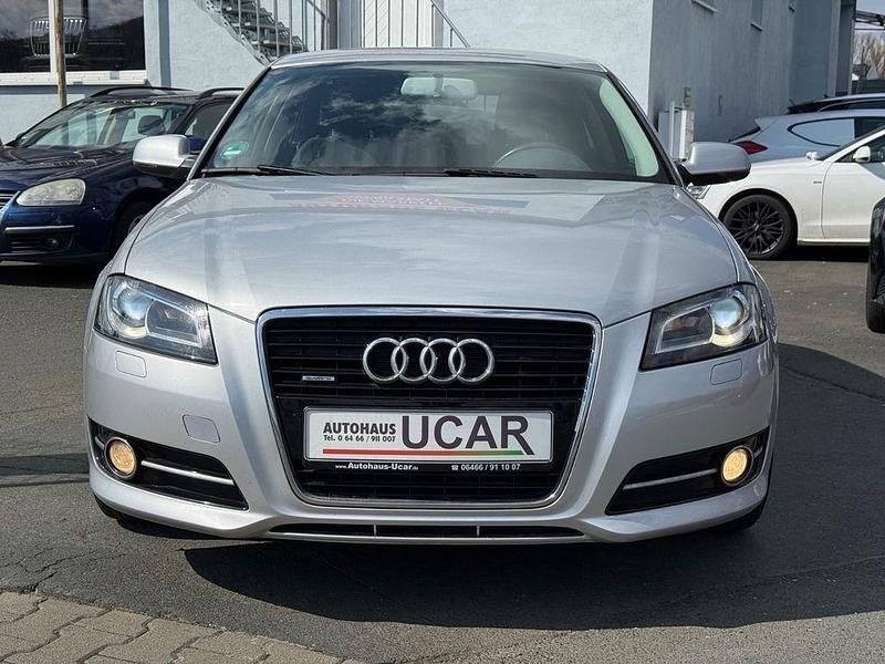 Gebraucht Audi A3 Ambition 140 PS (102 kW) 2011 Silber Kleinwagen