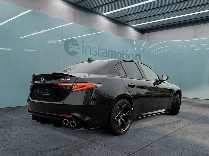 Gebraucht Alfa Romeo Giulia 519 PS (381 kW) 2024 Schwarz Limousine