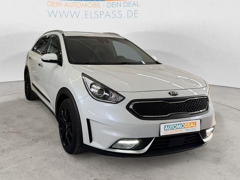 Gebraucht Kia Niro 141 PS (103 kW) 2017 Weiss SUV