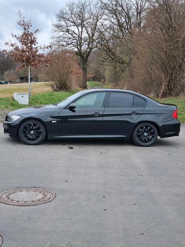 Gebraucht BMW 320 M Sport 170 PS (125 kW) 2008 Schwarz Limousine