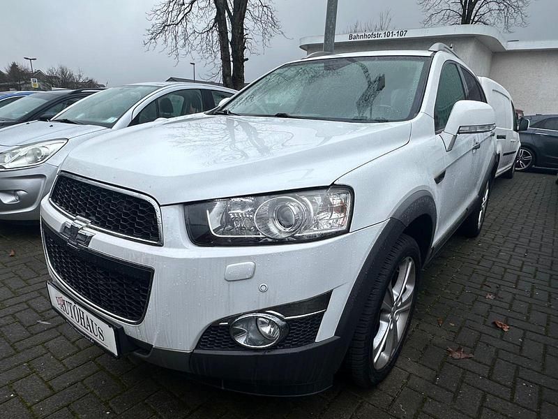 Gebraucht Chevrolet Captiva LTZ 184 PS (135 kW) 2013 Weiß SUV