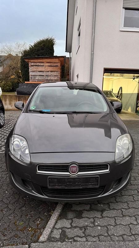 Gebraucht Fiat Bravo 90 PS (66 kW) 2010 Grau Kleinwagen