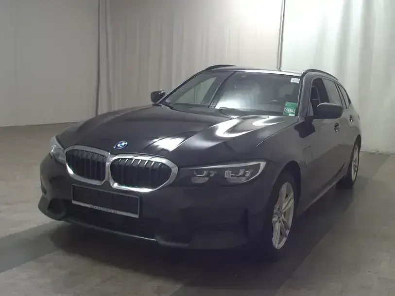 Gebraucht BMW 330e Sport Line 2022 Schwarz Kombi