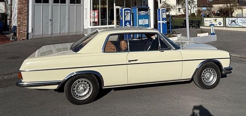 Gebraucht Mercedes 250 150 PS (110 kW) 1970 Weiß Coupé