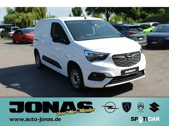 Gebraucht Opel Combo Edition 131 PS (96 kW) 2021 Weiss Van / Kleinbus