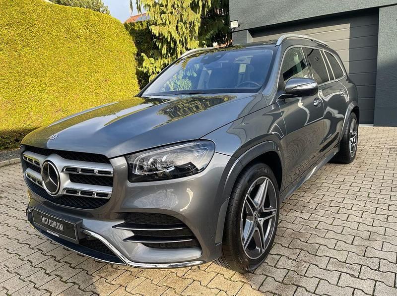 Grau Gebraucht 2021 Mercedes GLS580 AMG line SUV | 69.880 € - Bild 1/4