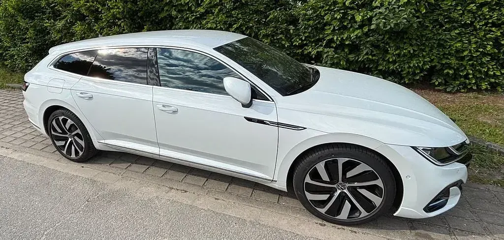 Gebraucht VW Arteon R-line 200 PS (147 kW) 2023 Weiß Limousine