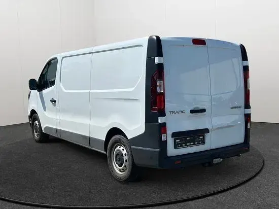 Gebraucht Renault Trafic Komfort 150 PS (110 kW) 2023 Gletscherweiss Van / Kleinbus