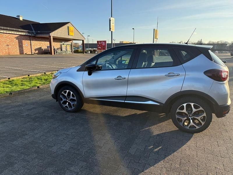 Gebraucht Renault Captur Version S 150 PS (110 kW) 2019 Grau SUV