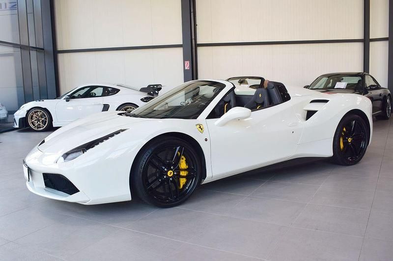 Weiß Gebraucht 2019 Ferrari 488 Cabrio | 229.899 € - Bild 1/3