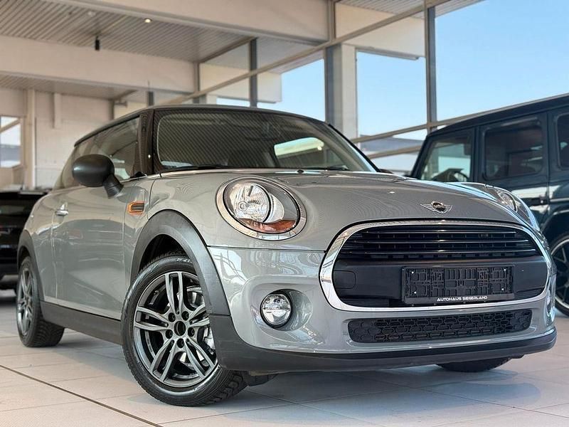 Usado Mini ONE 75 HP (55 kW) 2018 Cinzento Citadino