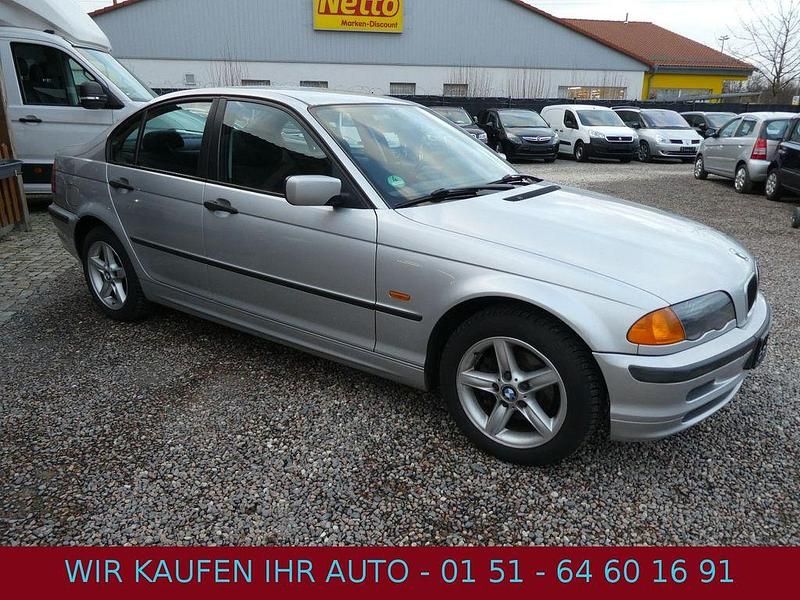 Gebraucht BMW 316 105 PS (77 kW) 1999 Silber Limousine