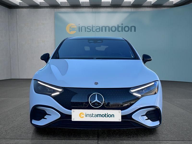 Gebraucht Mercedes EQE300 180 kW (245 PS) 2024 Weiß Limousine