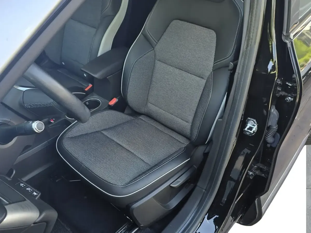 Gebraucht Renault Captur Intens 101 PS (74 kW) 2020 Grau SUV