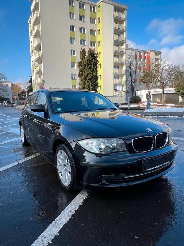 Gebraucht BMW 116 116 PS (85 kW) 2007 Schwarz Kleinwagen