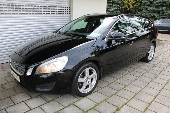 Gebraucht Volvo V60 Momentum 114 PS (83 kW) 2011 Schwarz Kombi
