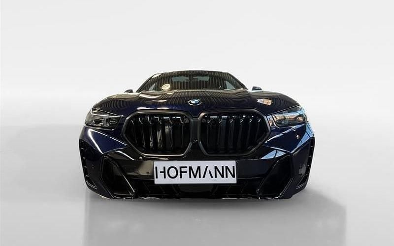 Neu BMW X6 M Sport 298 PS (219 kW) 2025 Blau SUV