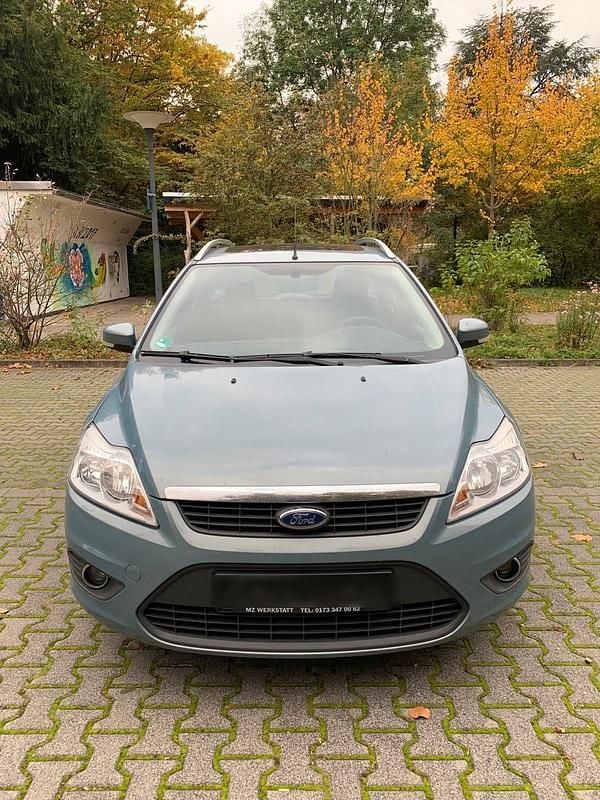 Blau Gebraucht 2008 Ford Focus Kombi | 1.600 € (Superpreis) - Bild 1/4