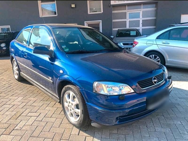Gebraucht Opel Astra 125 PS (91 kW) 2003 Blau Limousine