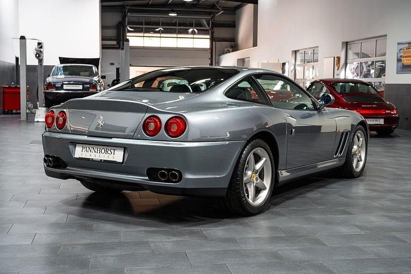 Gebraucht Ferrari 550 485 PS (356 kW) 1997 Silber Coupé
