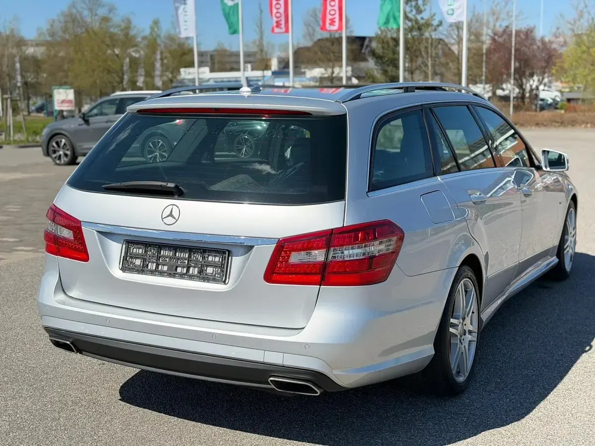 Usata Mercedes E250 AMG line 204 CV (150 kW) 2012 Argento Station wagon