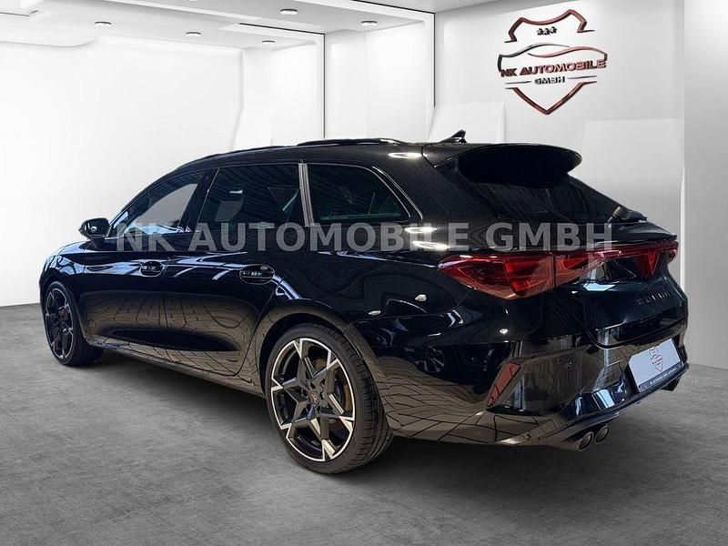 Neu Cupra Leon VZ 333 PS (244 kW) 2025 Schwarz Limousine