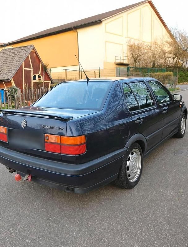 Gebraucht VW Vento GT 115 PS (84 kW) 1994 Blau Limousine