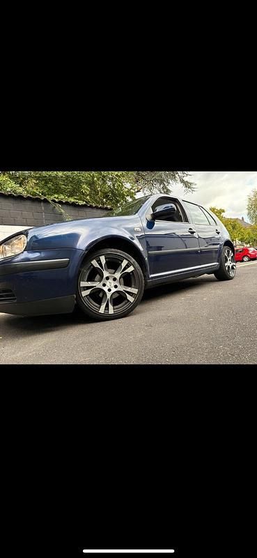 Blau Gebraucht 2001 VW Golf IV Limousine | 1.500 € (Fairer Preis) - Bild 1/4