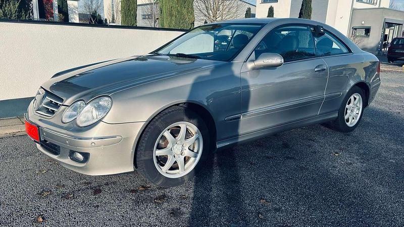 Gebraucht Mercedes CLK280 231 PS (169 kW) 2007 Cubanitsilber  metallic Coupé